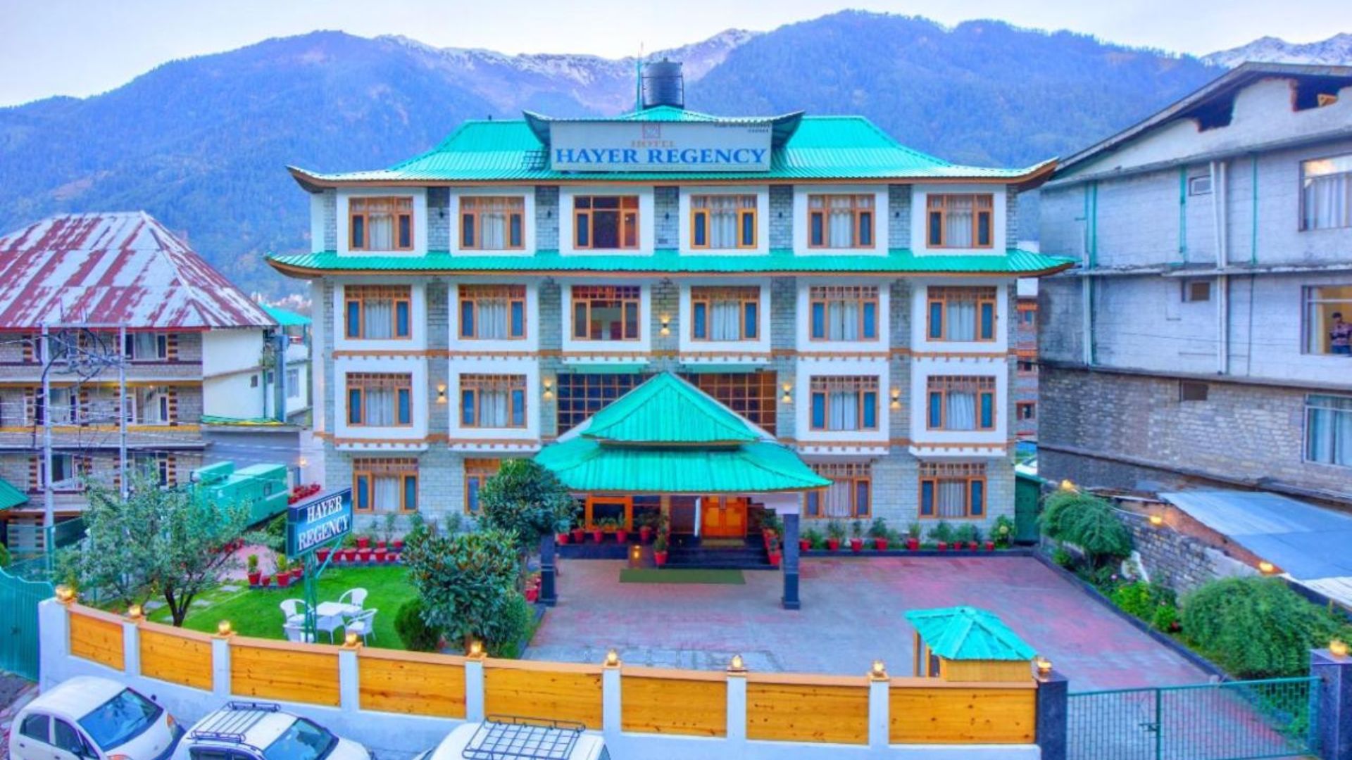 hotel hayer regency manali rooms