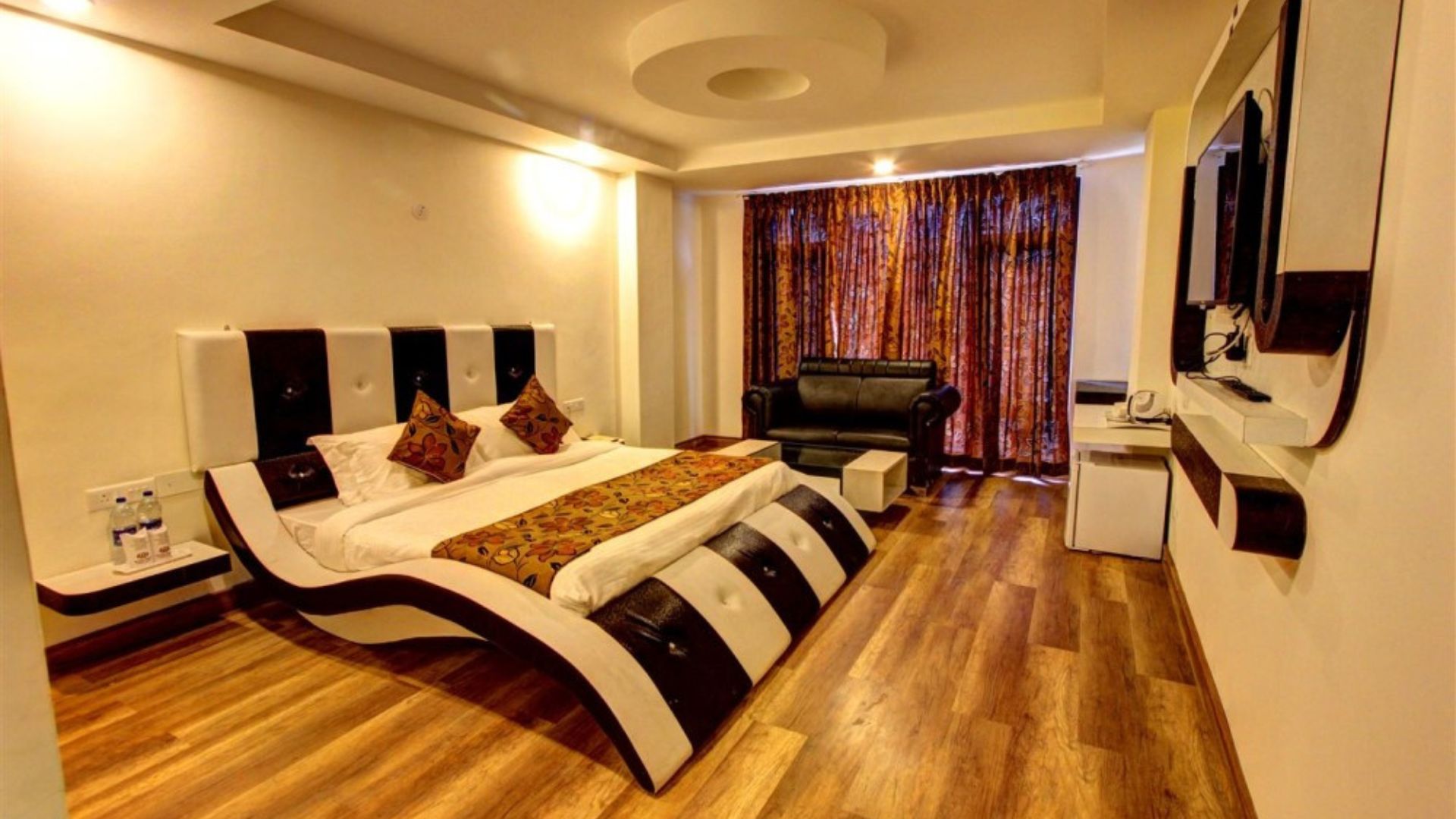 moniker resort room4