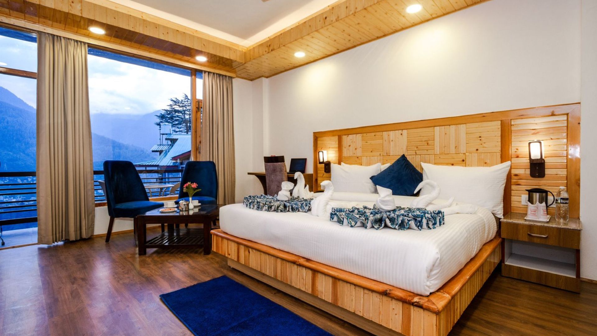 mounatain crest manali