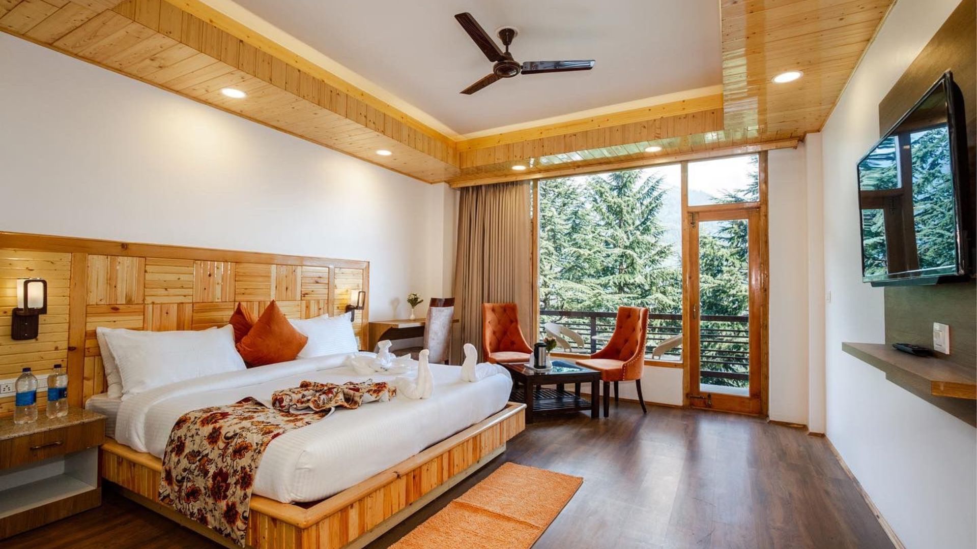 mounatain crest manali