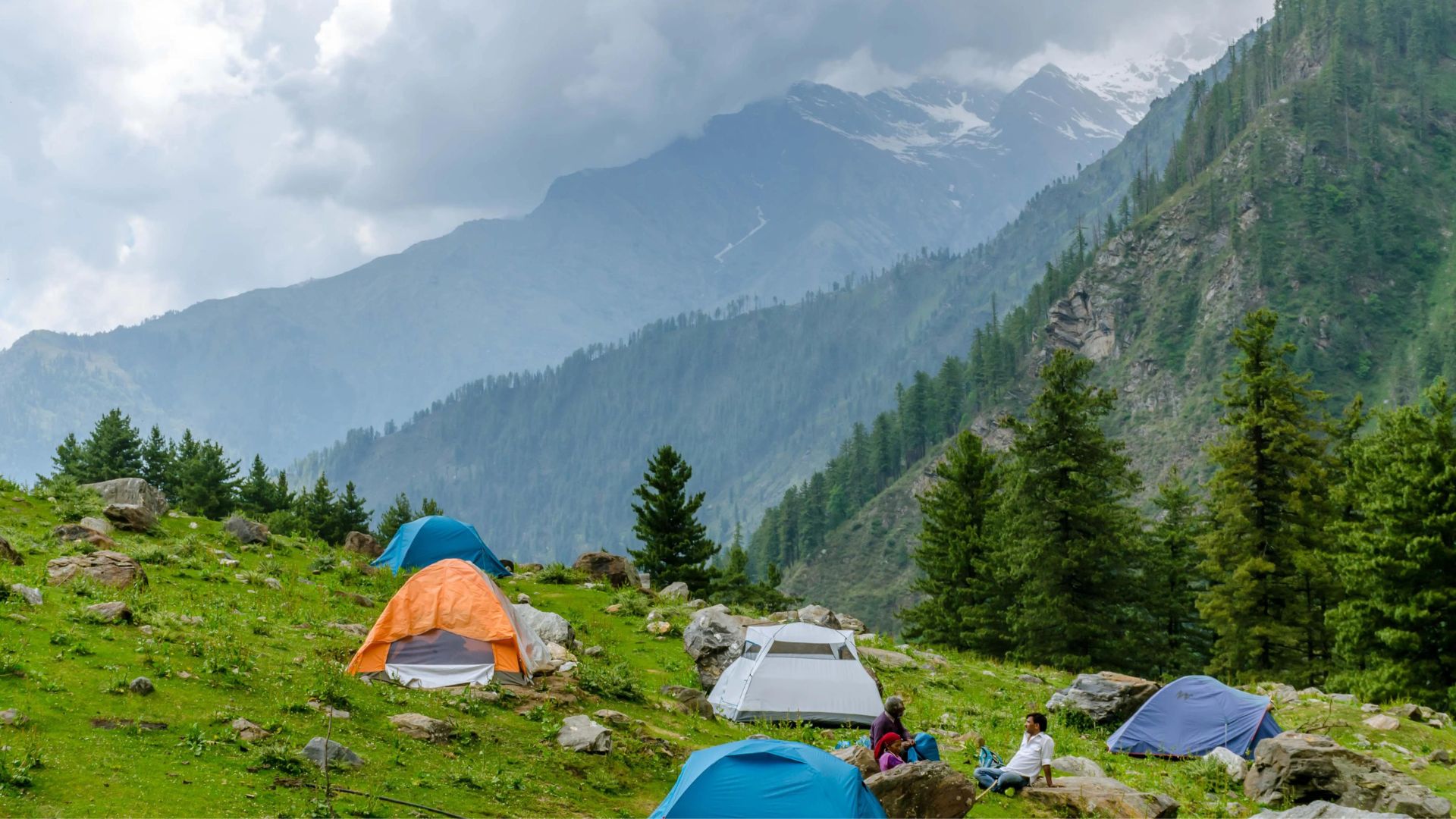 kheerganga-trek-with-camping1
